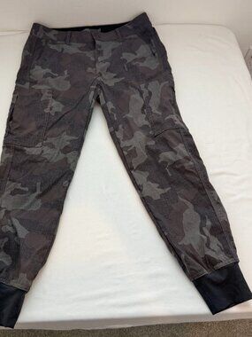 PrAna Camo Cargo Jogger Pants Women's Size 4 Gray Black Hiking Outdoor
